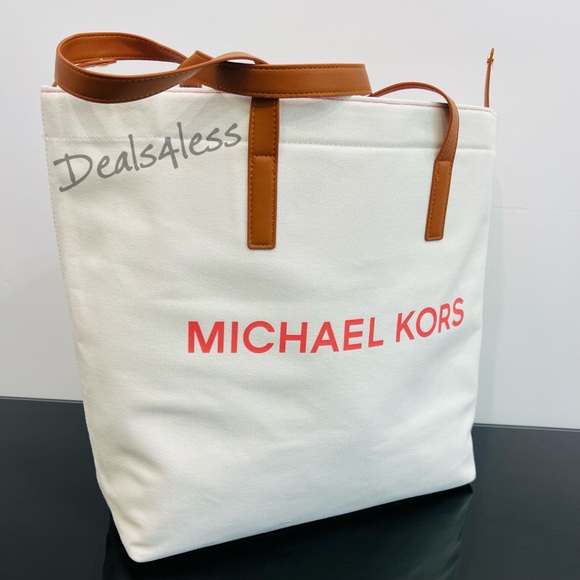 Michael Kors Tote Bag - Picture 5 of 7